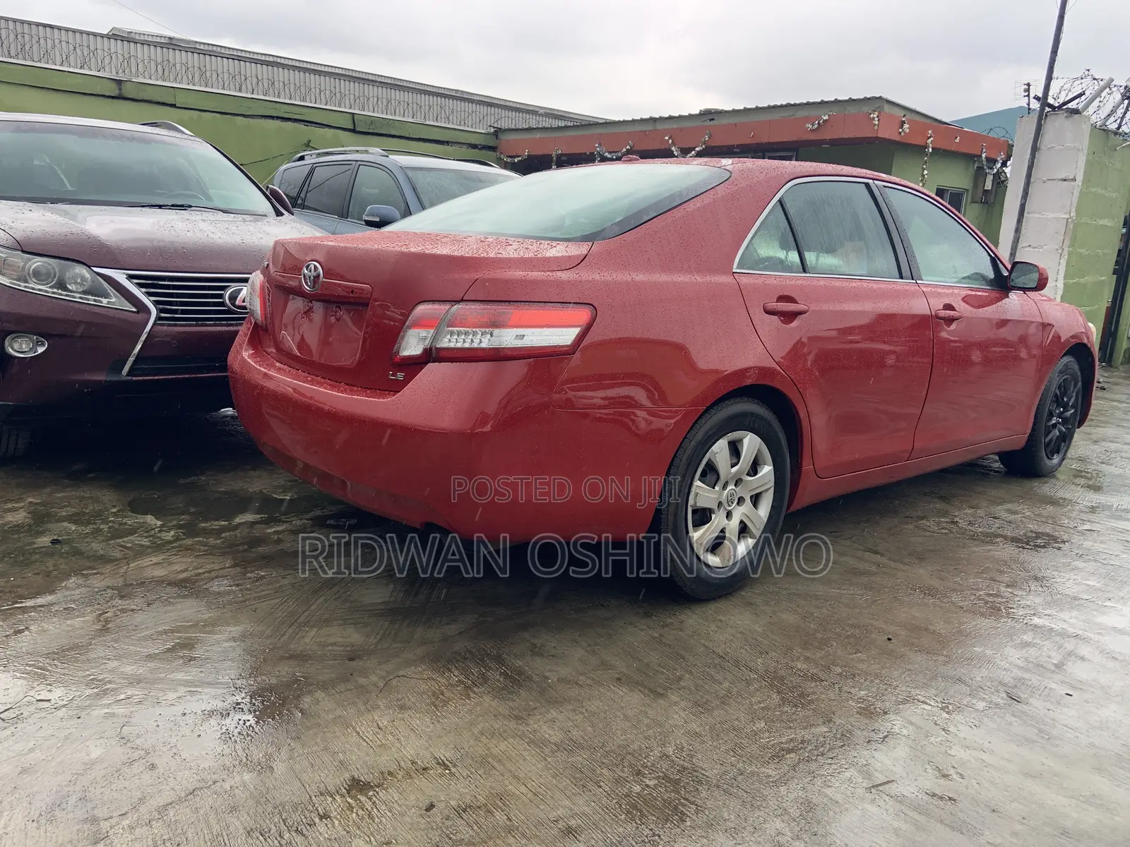 Toyota Camry LE V6 4dr Sedan (3.5L 6cyl 6AM) 2010 Red