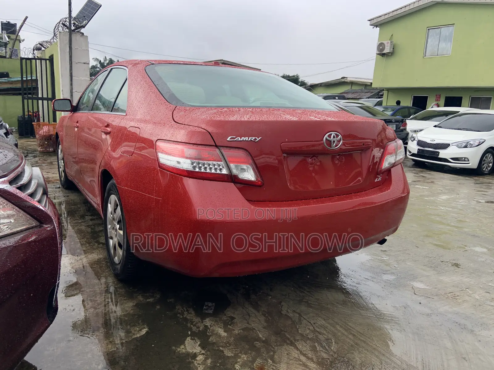 Toyota Camry LE V6 4dr Sedan (3.5L 6cyl 6AM) 2010 Red