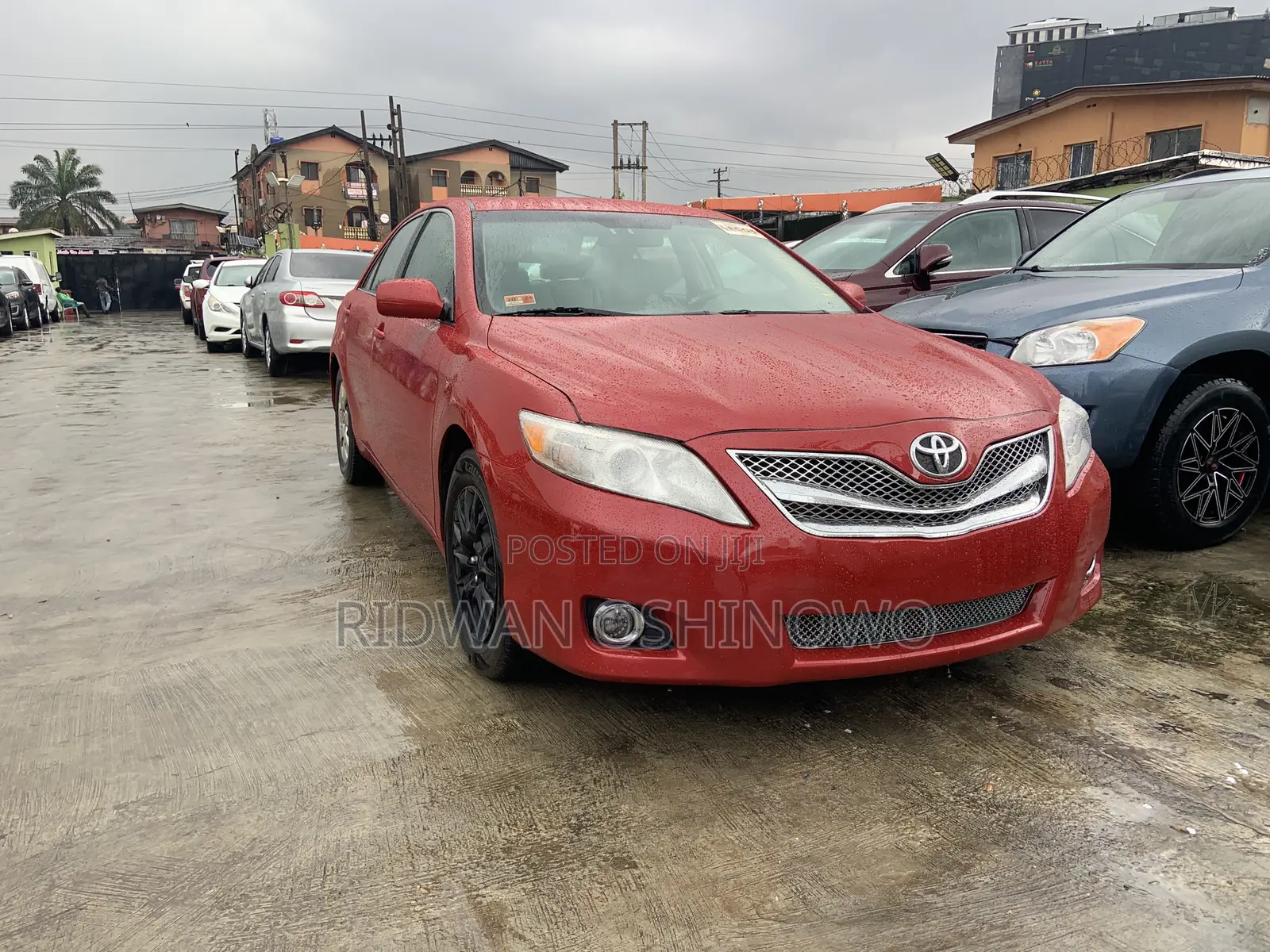 Toyota Camry LE V6 4dr Sedan (3.5L 6cyl 6AM) 2010 Red