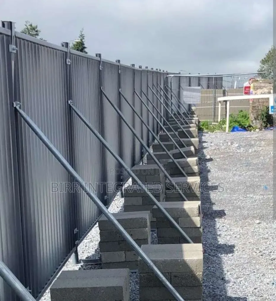Metal Hoarding Fencing Fabrication