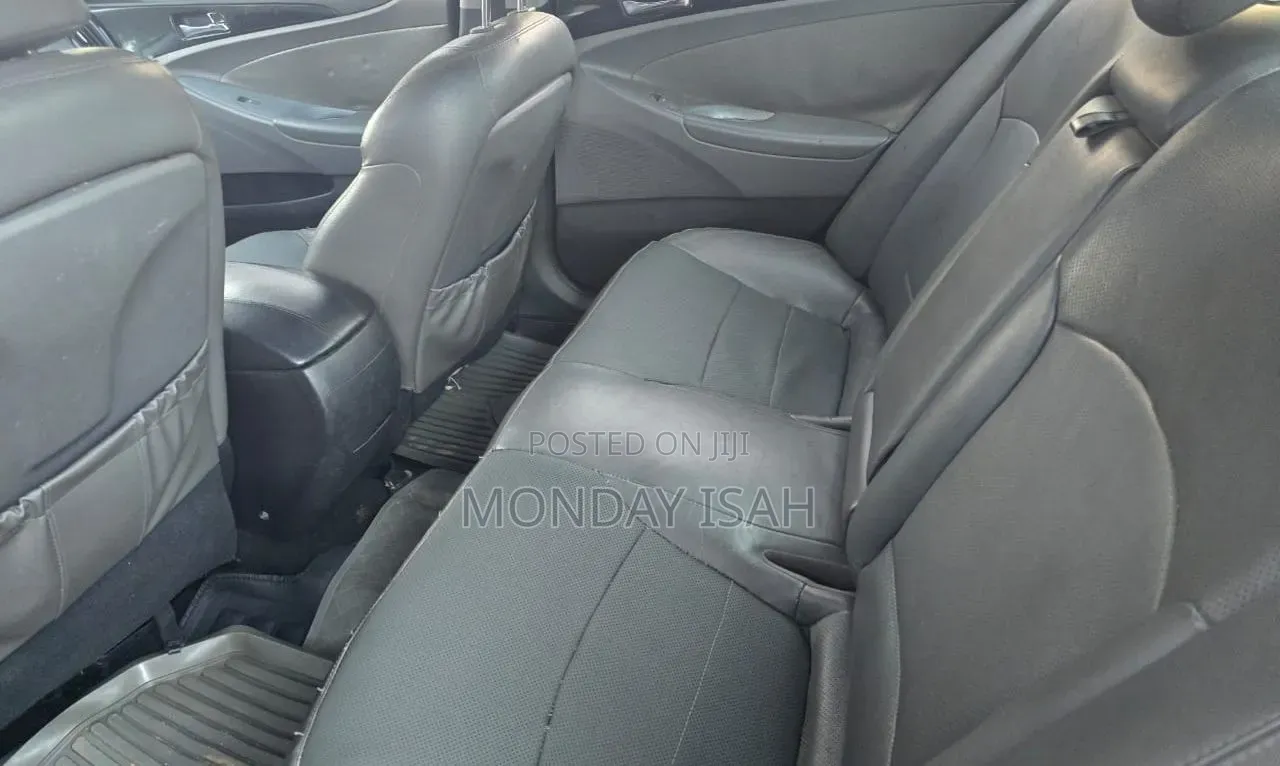 Hyundai Sonata 2013 Black