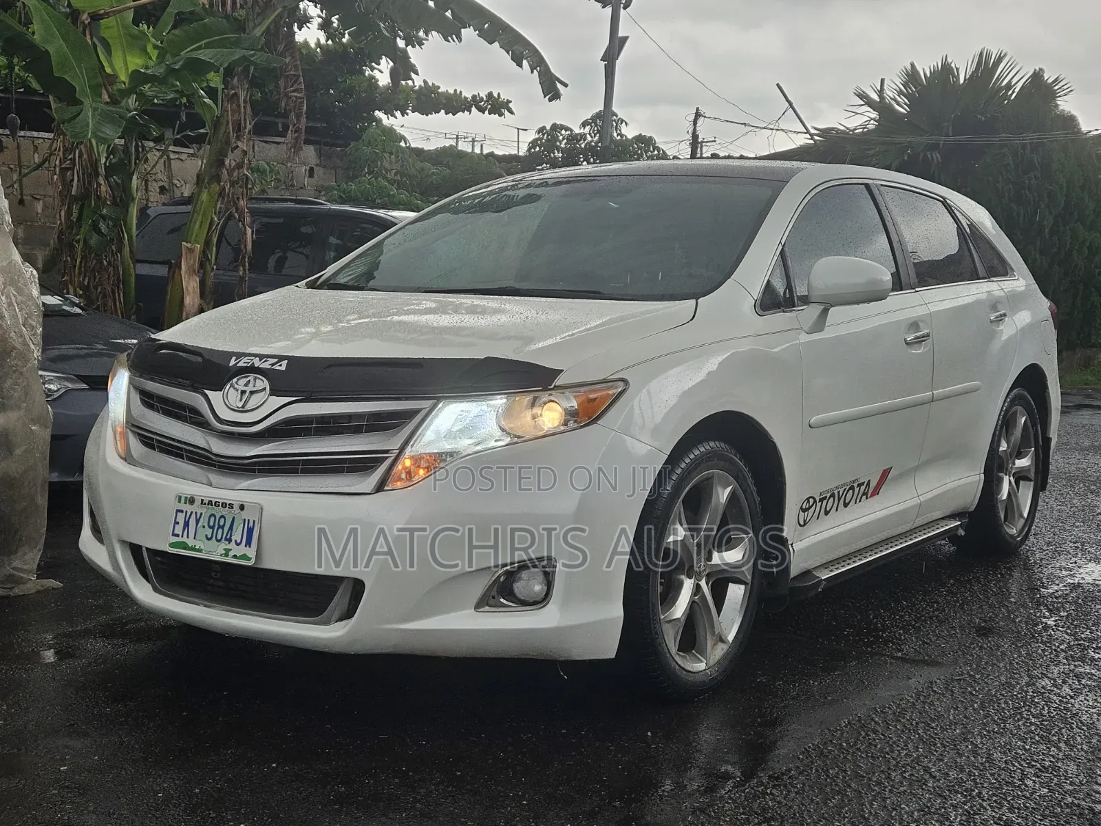 Toyota Venza XLE 2011 White