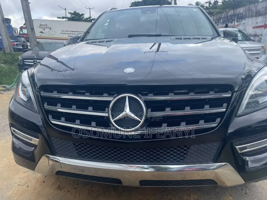 Mercedes-Benz M Class ML350 4MATIC 4dr SUV AWD (3.5L 6cyl 7A) 2014