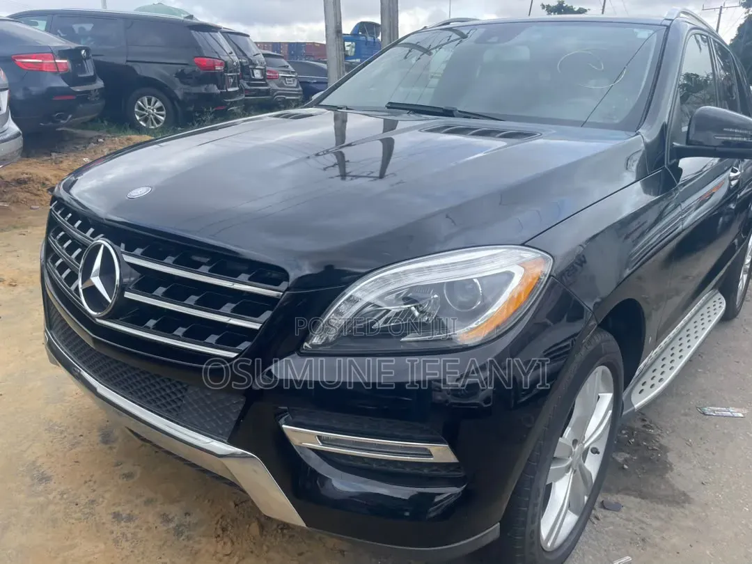 Mercedes-Benz M Class ML350 4MATIC 4dr SUV AWD (3.5L 6cyl 7A) 2014