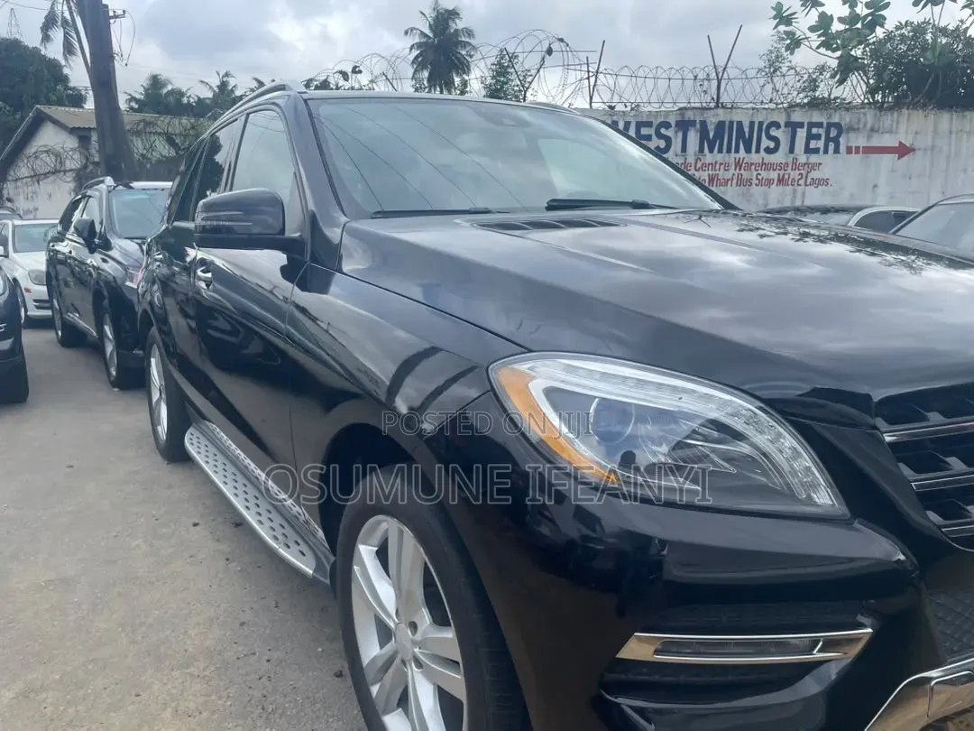 Mercedes-Benz M Class ML350 4MATIC 4dr SUV AWD (3.5L 6cyl 7A) 2014