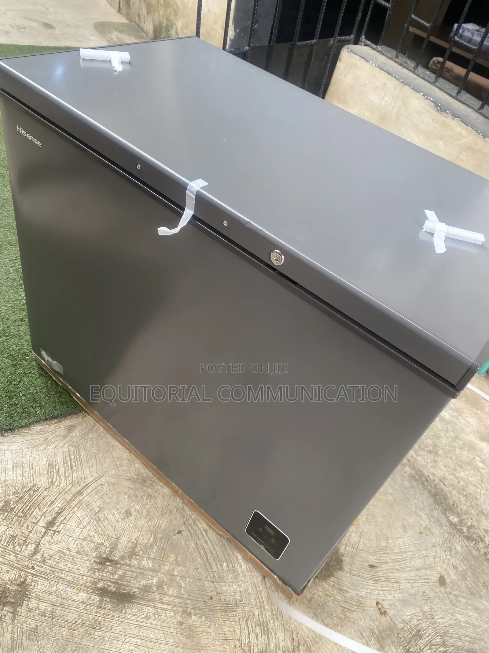 Hisense 250L Inverter Chest Freezer for Food Storage FC340SHI 220–240V