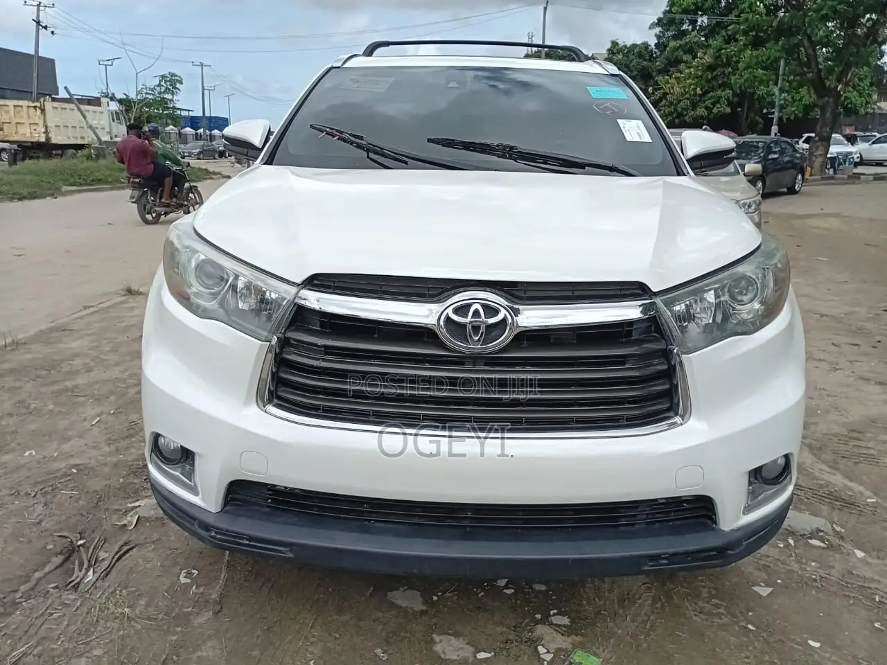 Toyota Highlander Limited Platinum 4dr SUV (3.5L 6cyl 6A) 2015 White