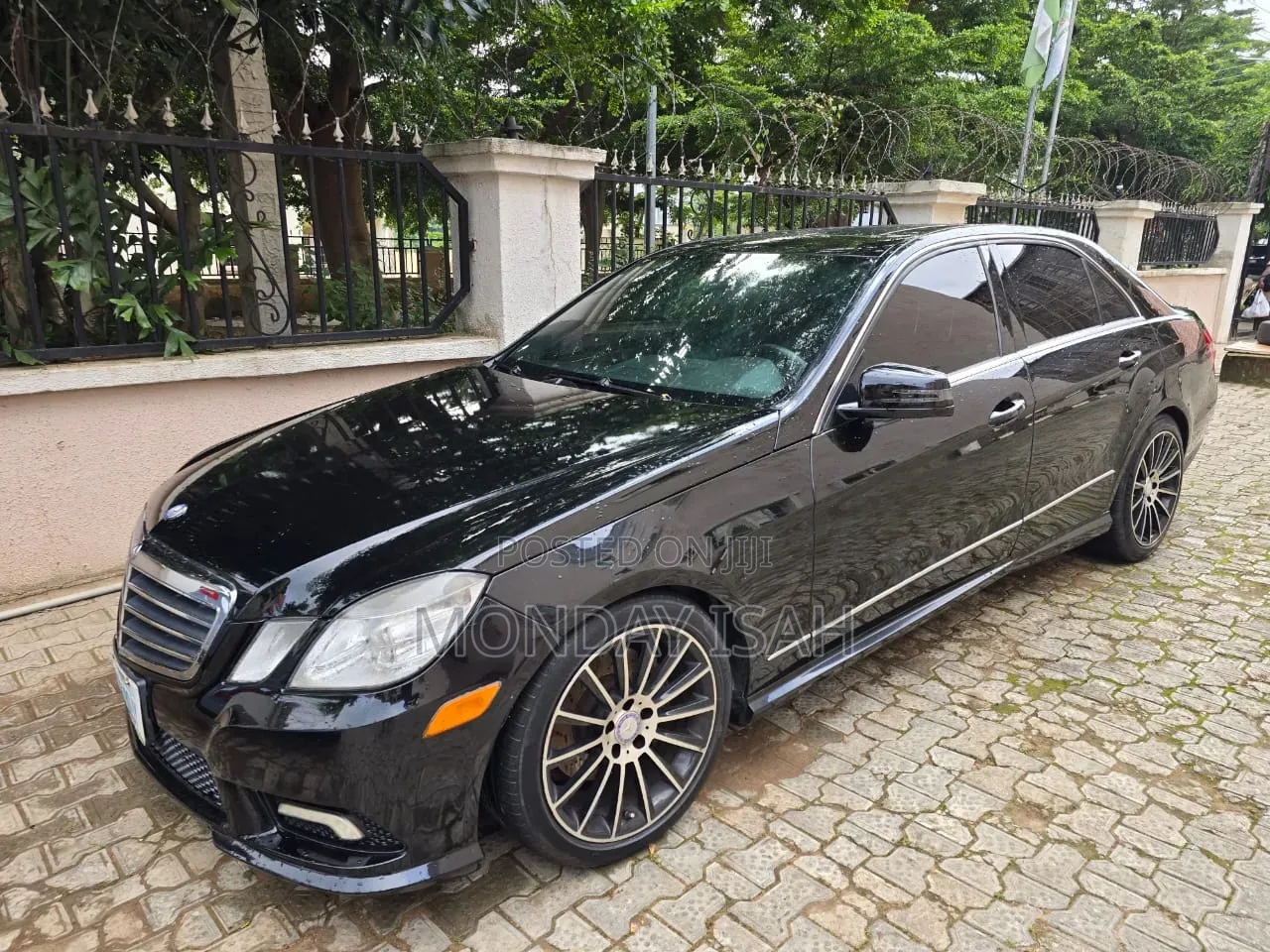 Mercedes-Benz E350 2011 Black