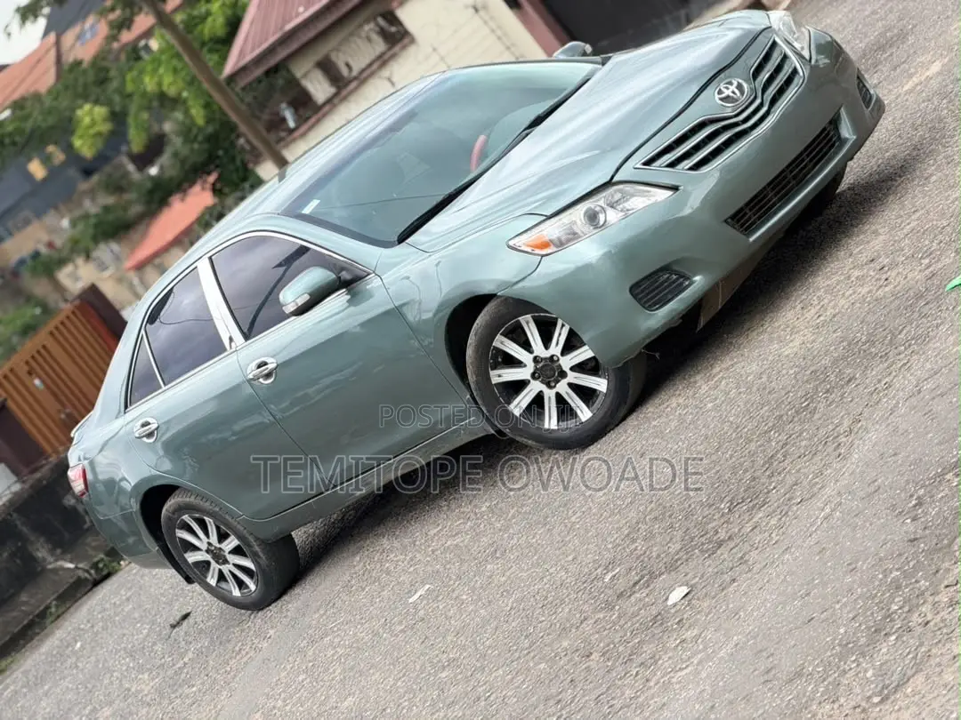 Toyota Camry 2.4 LE 2008 Green