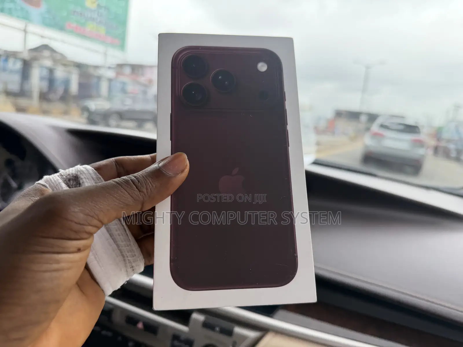 New Apple iPhone 18 Pro 256 GB Red