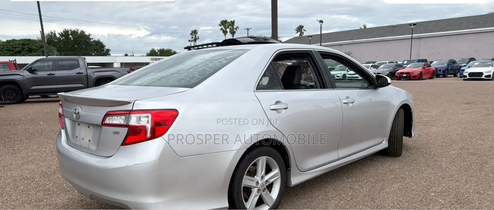 Toyota Camry SE 4dr Sedan (2.5L 4cyl 6A) 2014 Silver