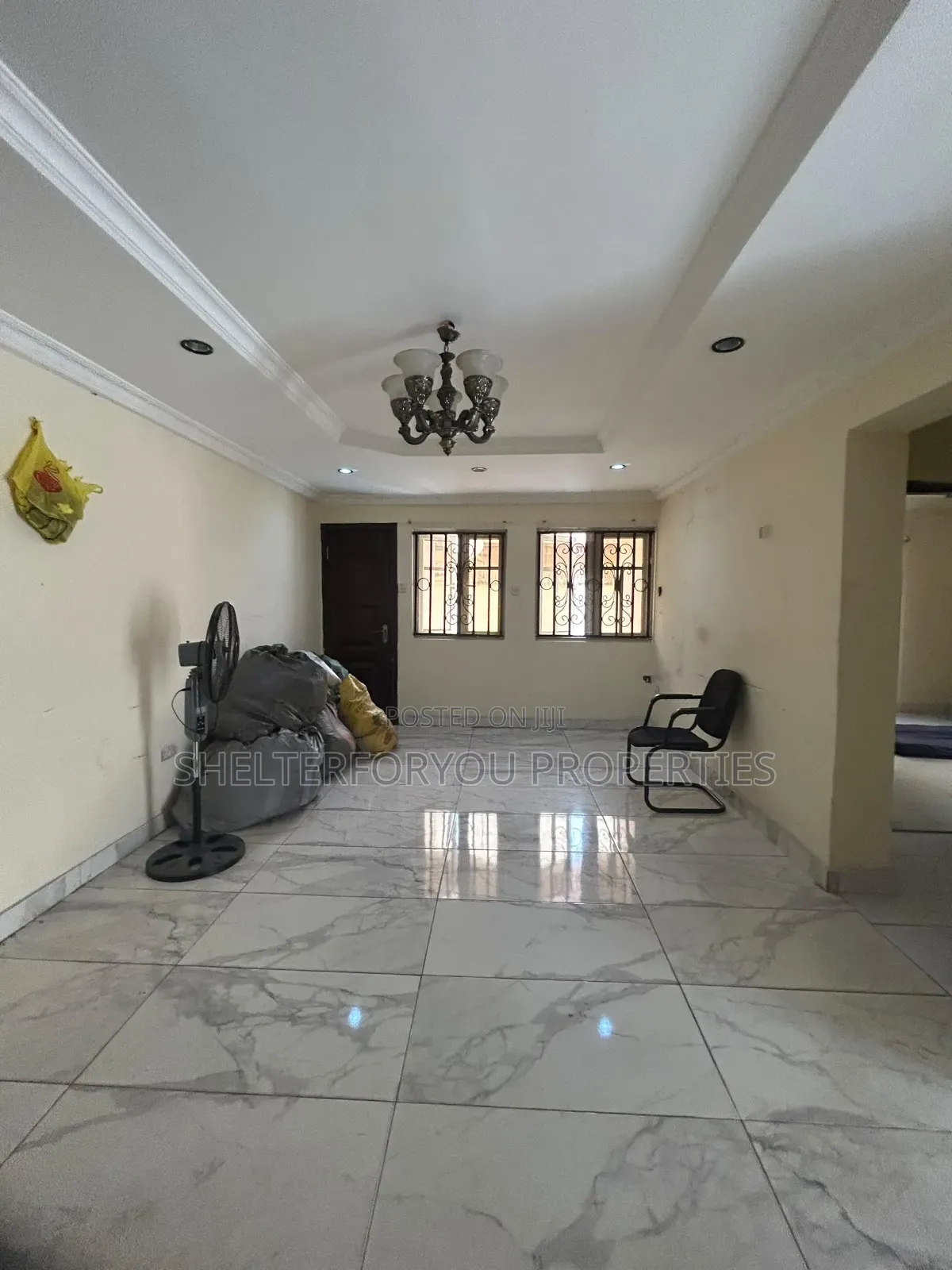 3bdrm Apartment in Lekki Phase 1 for rent