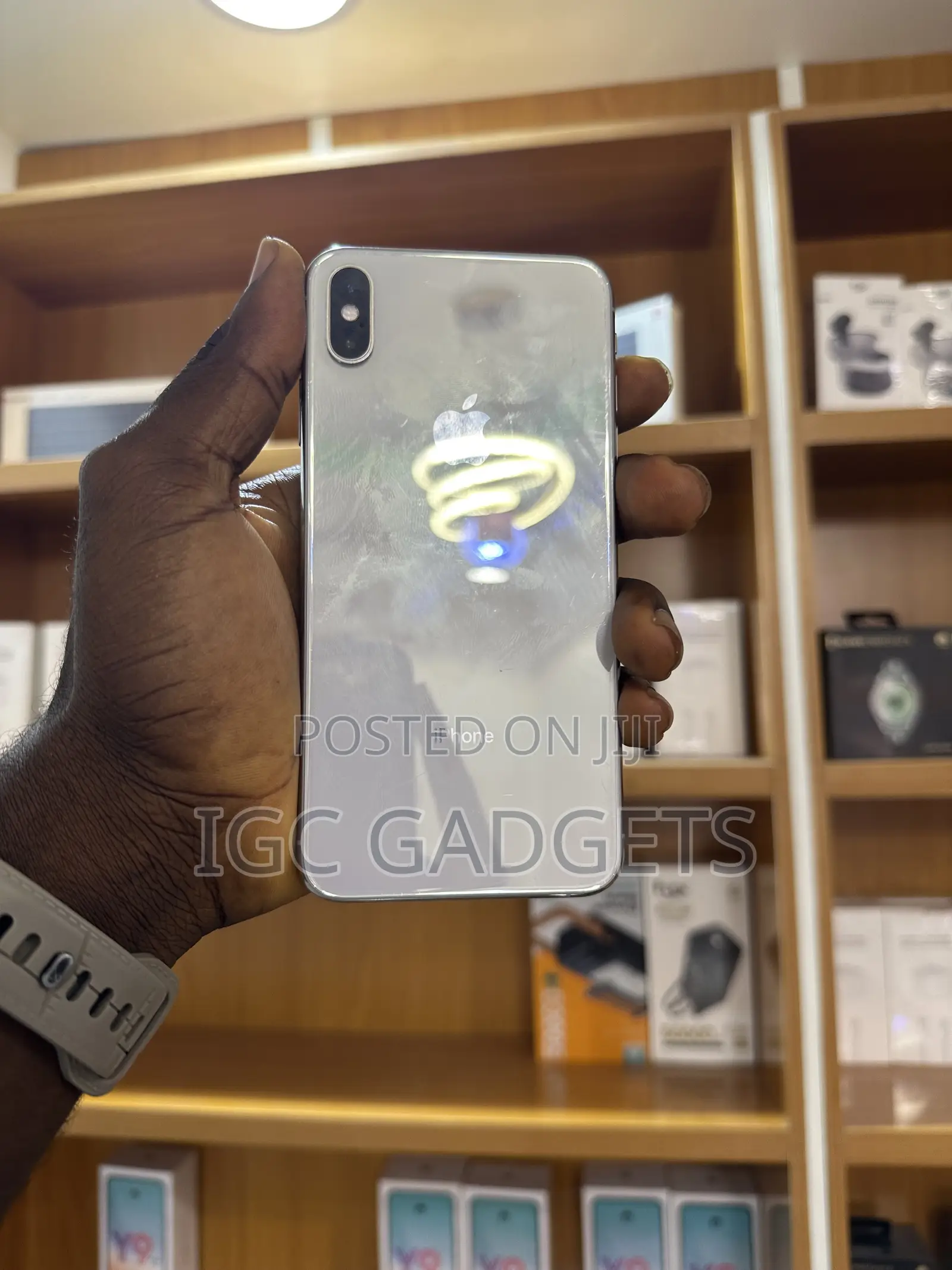 Apple iPhone XS Max 64 GB White