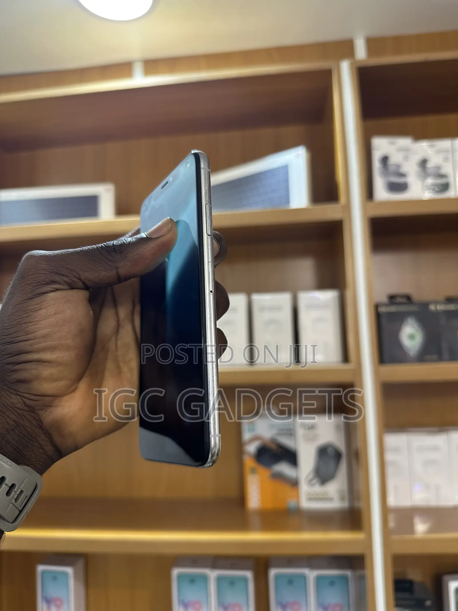 Apple iPhone XS Max 64 GB White