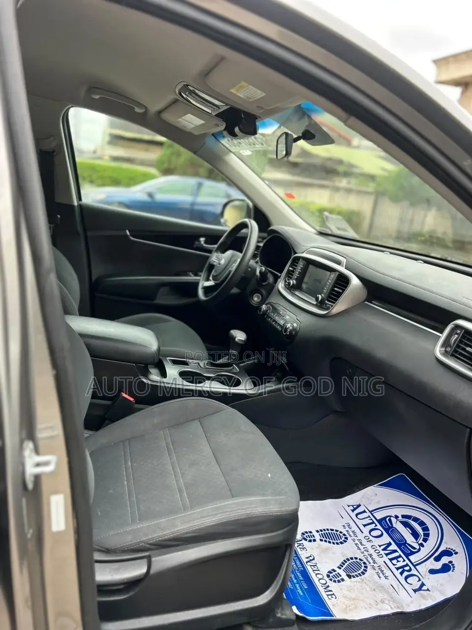 Kia Sorento 2.4L LX AWD 2019 Gray