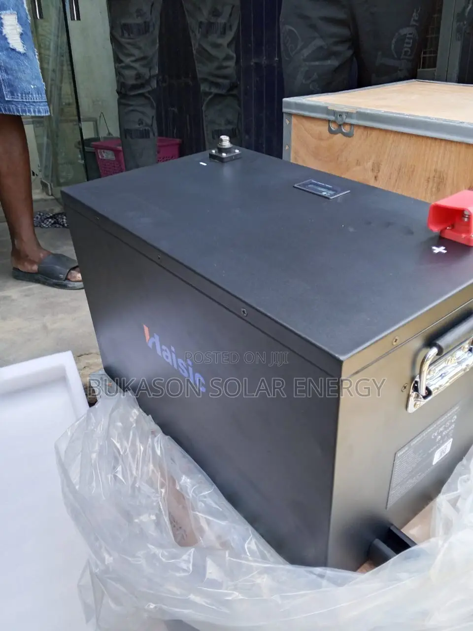 8kwh 24v Haisic Lithium Battery Black