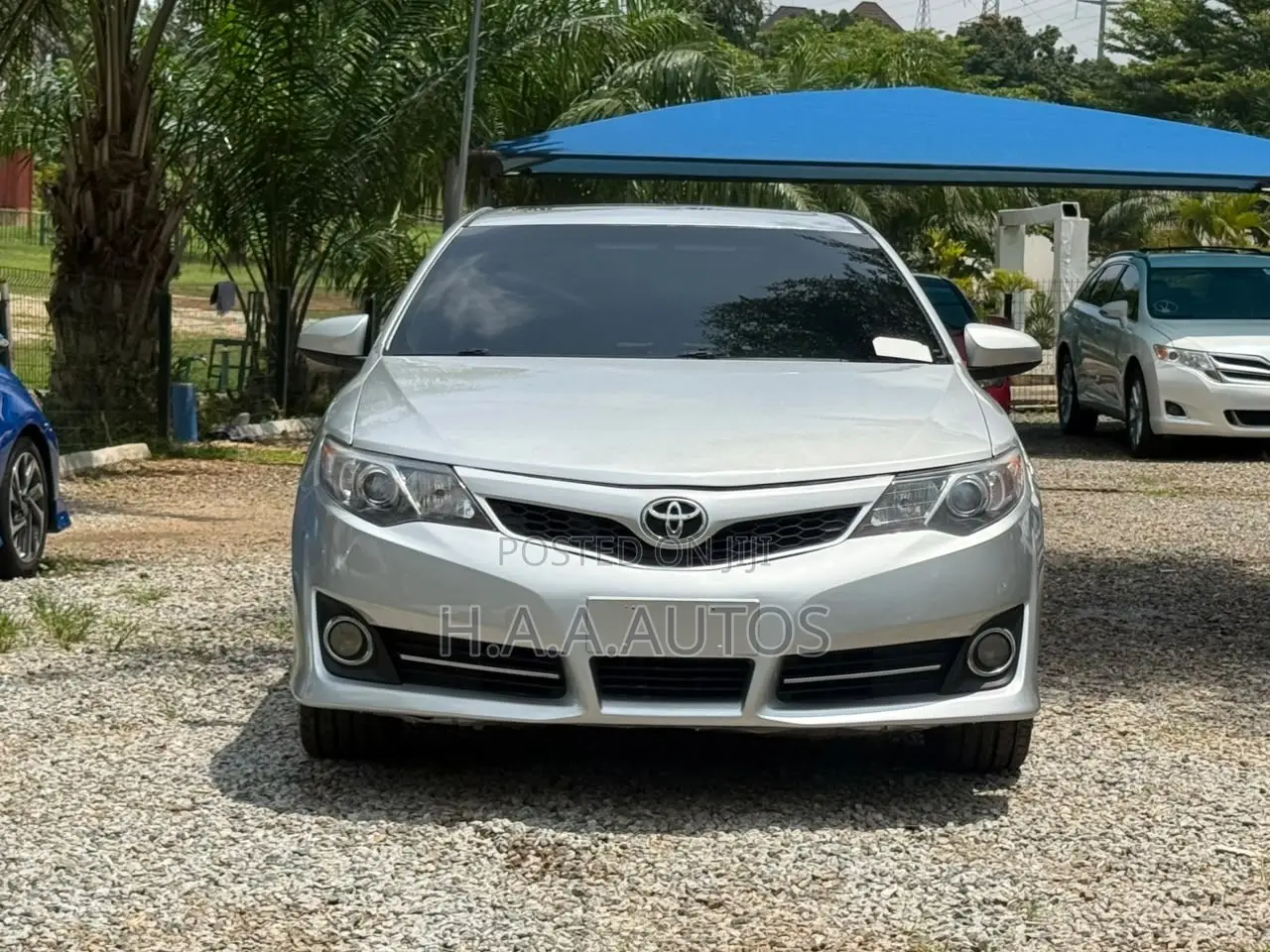 Toyota Camry SE V6 4dr Sedan (3.5L 6cyl 6A) 2013 Silver