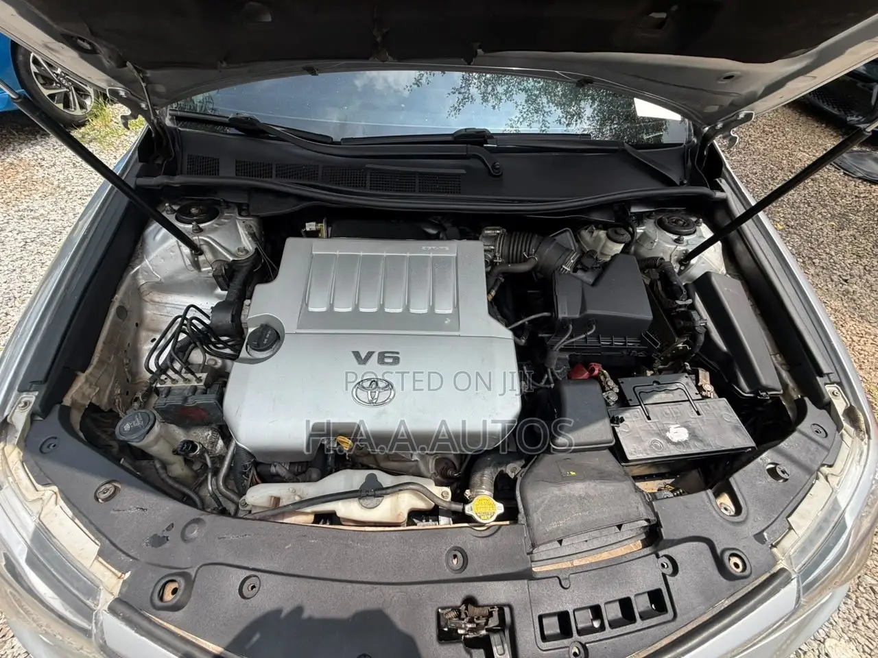 Toyota Camry SE V6 4dr Sedan (3.5L 6cyl 6A) 2013 Silver