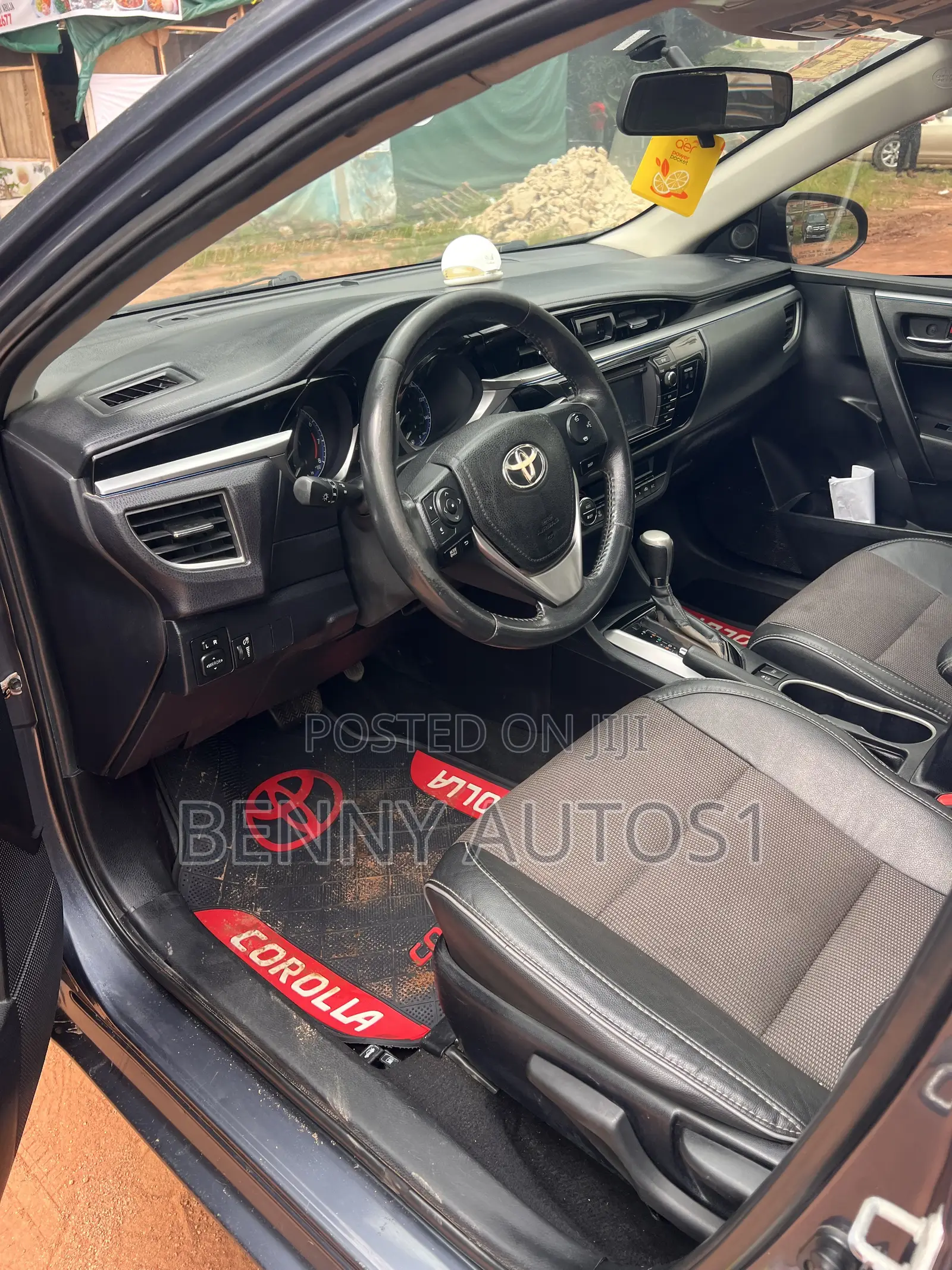 Toyota Corolla S 4dr Sedan (1.8L 4cyl CVT) 2014 Gray