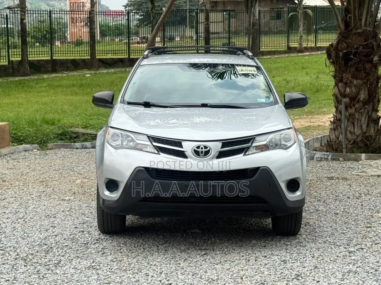 Toyota RAV4 LE 4dr SUV AWD (2.5L 4cyl 6A) 2015 Silver