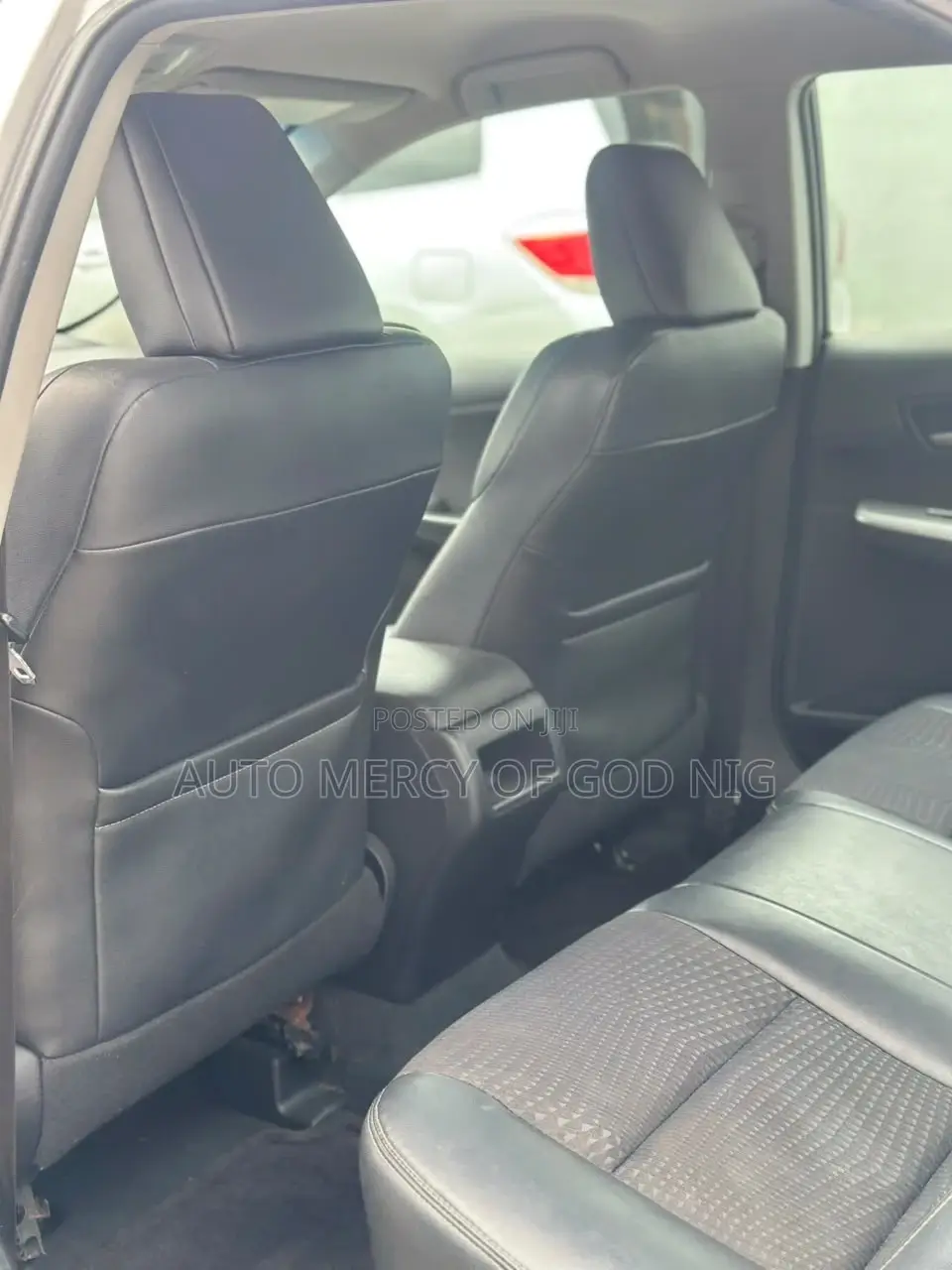 Toyota Camry LE 4dr Sedan (2.5L 4cyl 6A) 2012 Silver