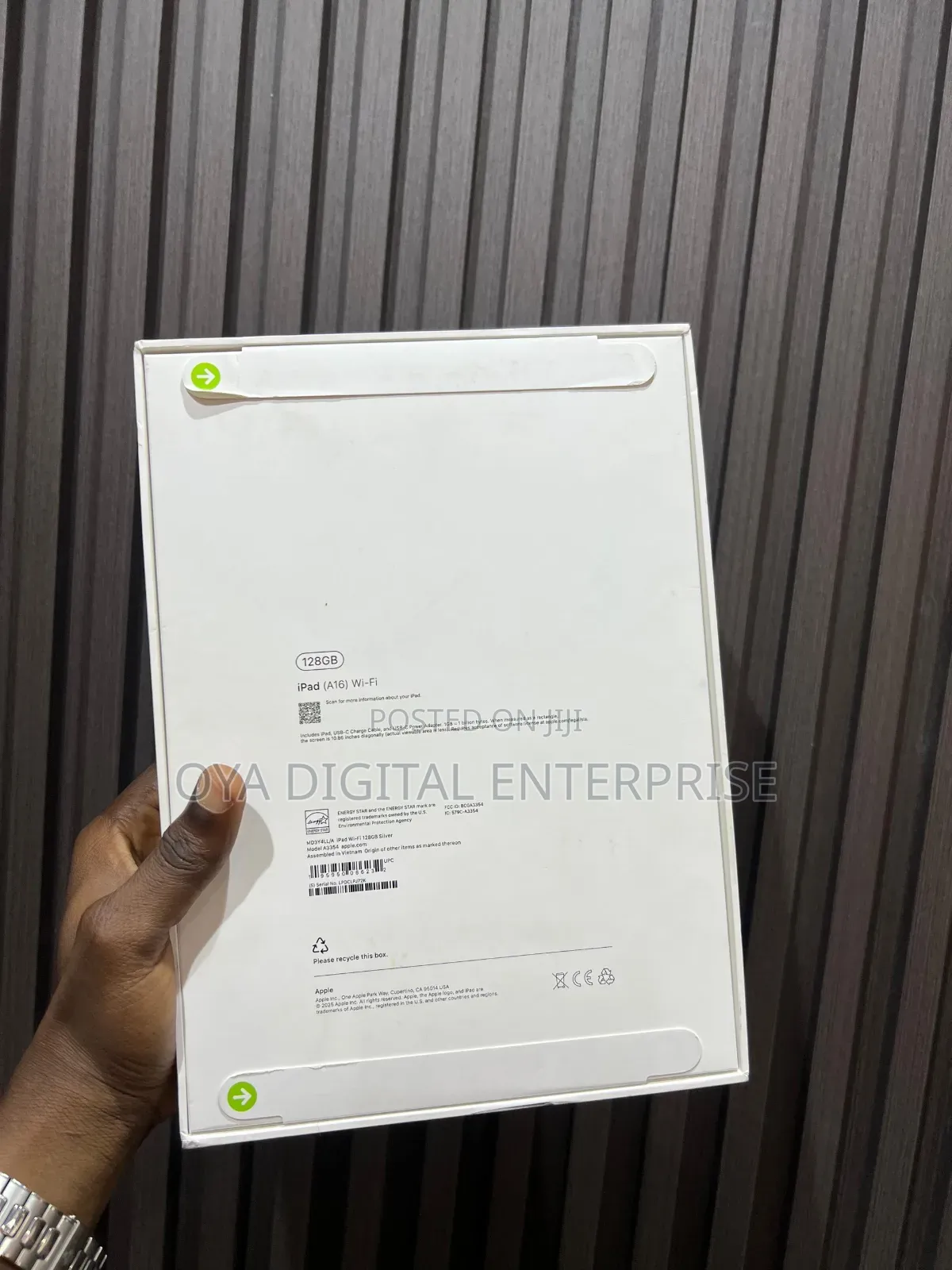 New Apple iPad (2025) 128 GB Silver