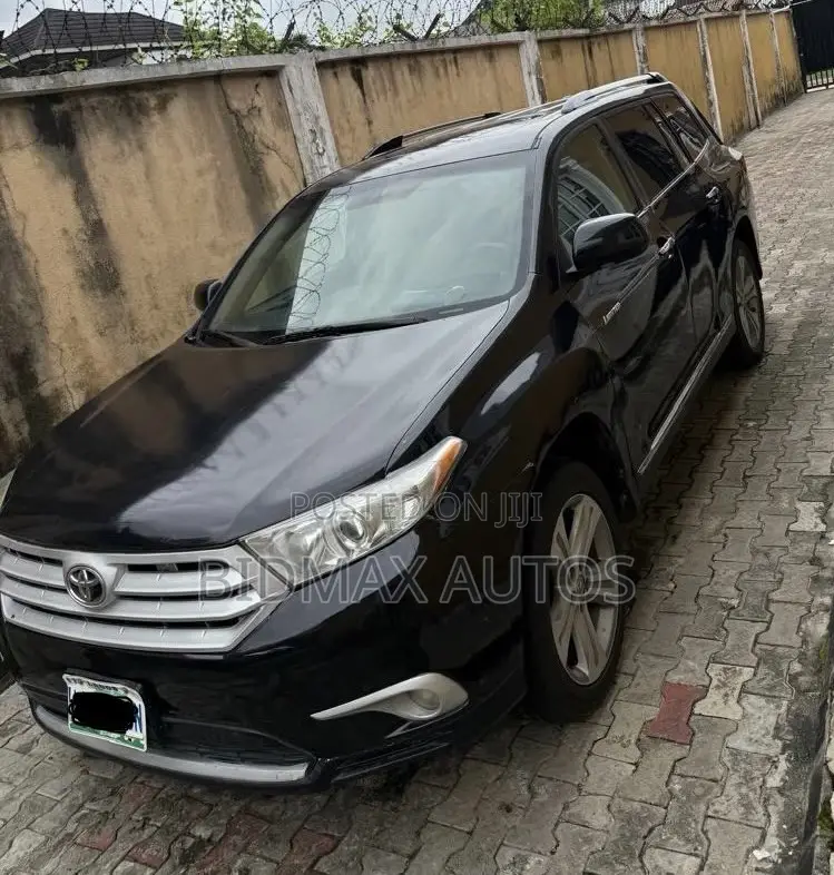 Toyota Highlander Limited 3.5l 4WD 2013 Black