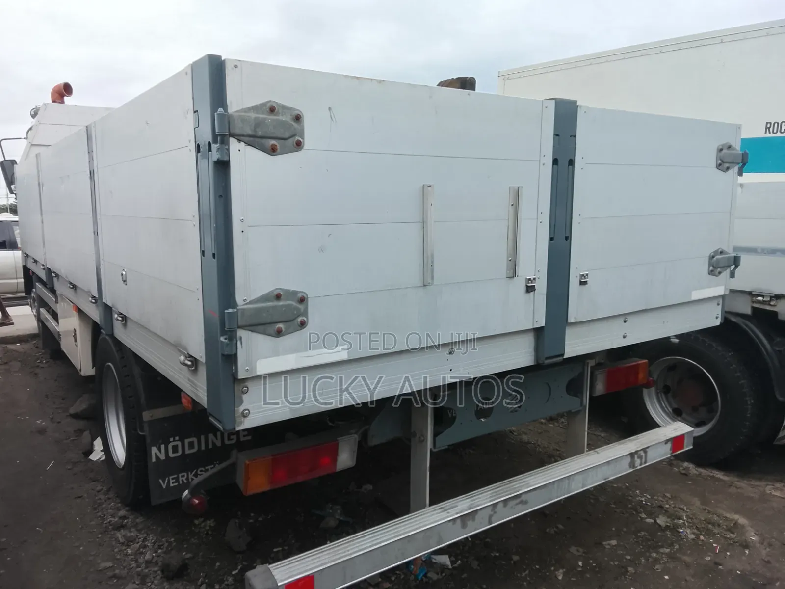608 Truck Low Bed