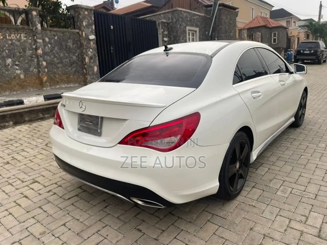 Mercedes-Benz CLA-Class CLA 250 4MATIC Sedan 2016 White