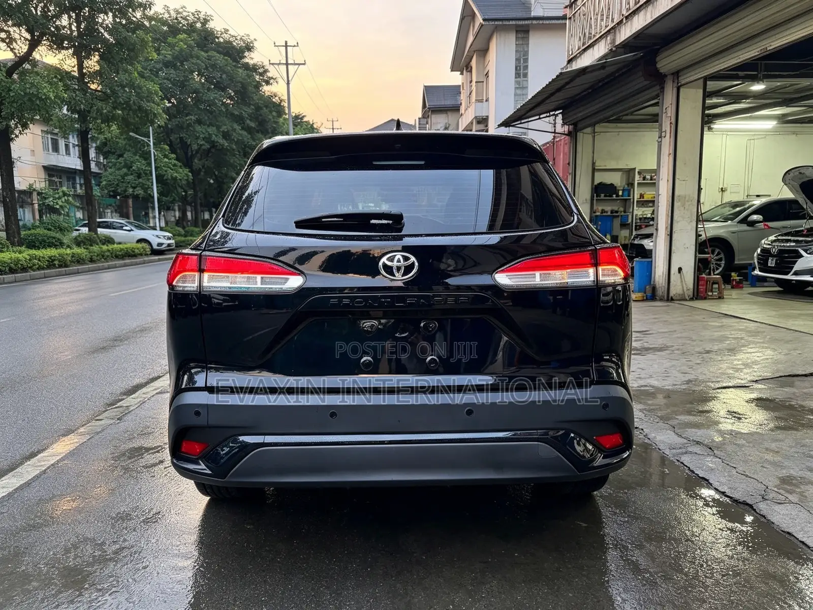 Toyota Frontlander 2023 Black