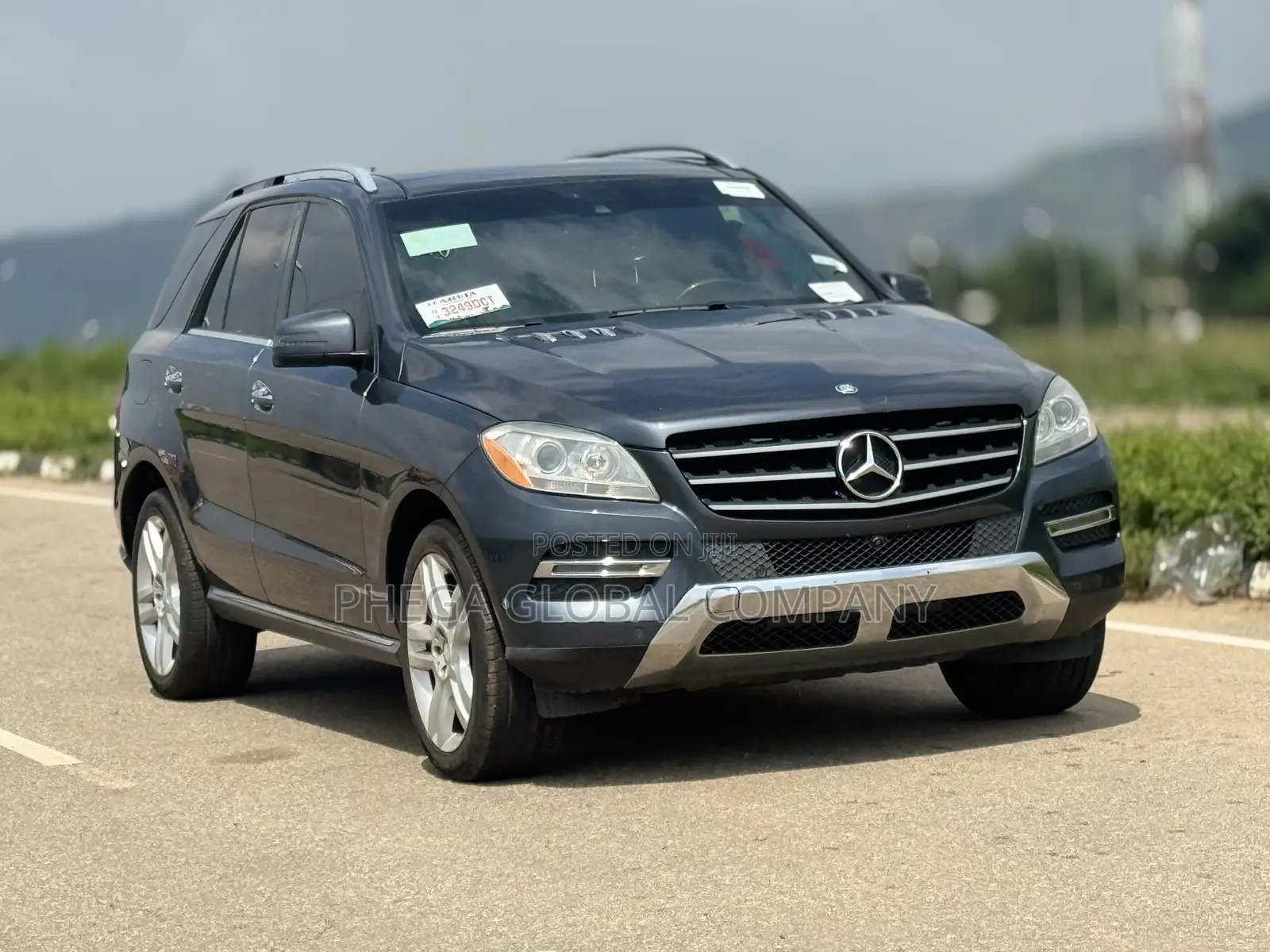 Mercedes-Benz M Class ML350 4MATIC 4dr SUV AWD (3.5L 6cyl 7A) 2014 Gray
