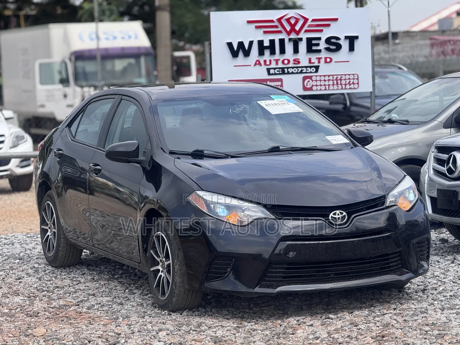 Toyota Corolla LE Premium 4dr Sedan (1.8L 4cyl CVT) 2016 Black