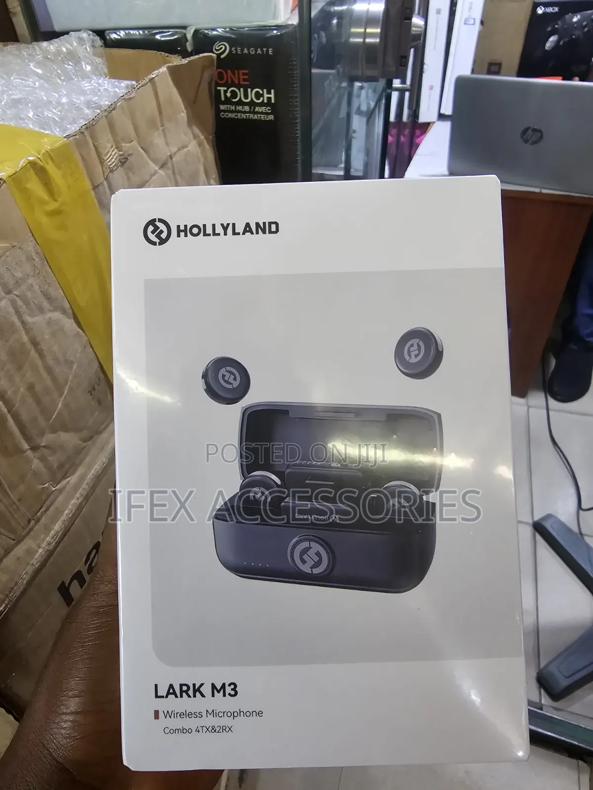 Hollyland Lark M3 Wireless Microphone (Combo 4tx 2rx)