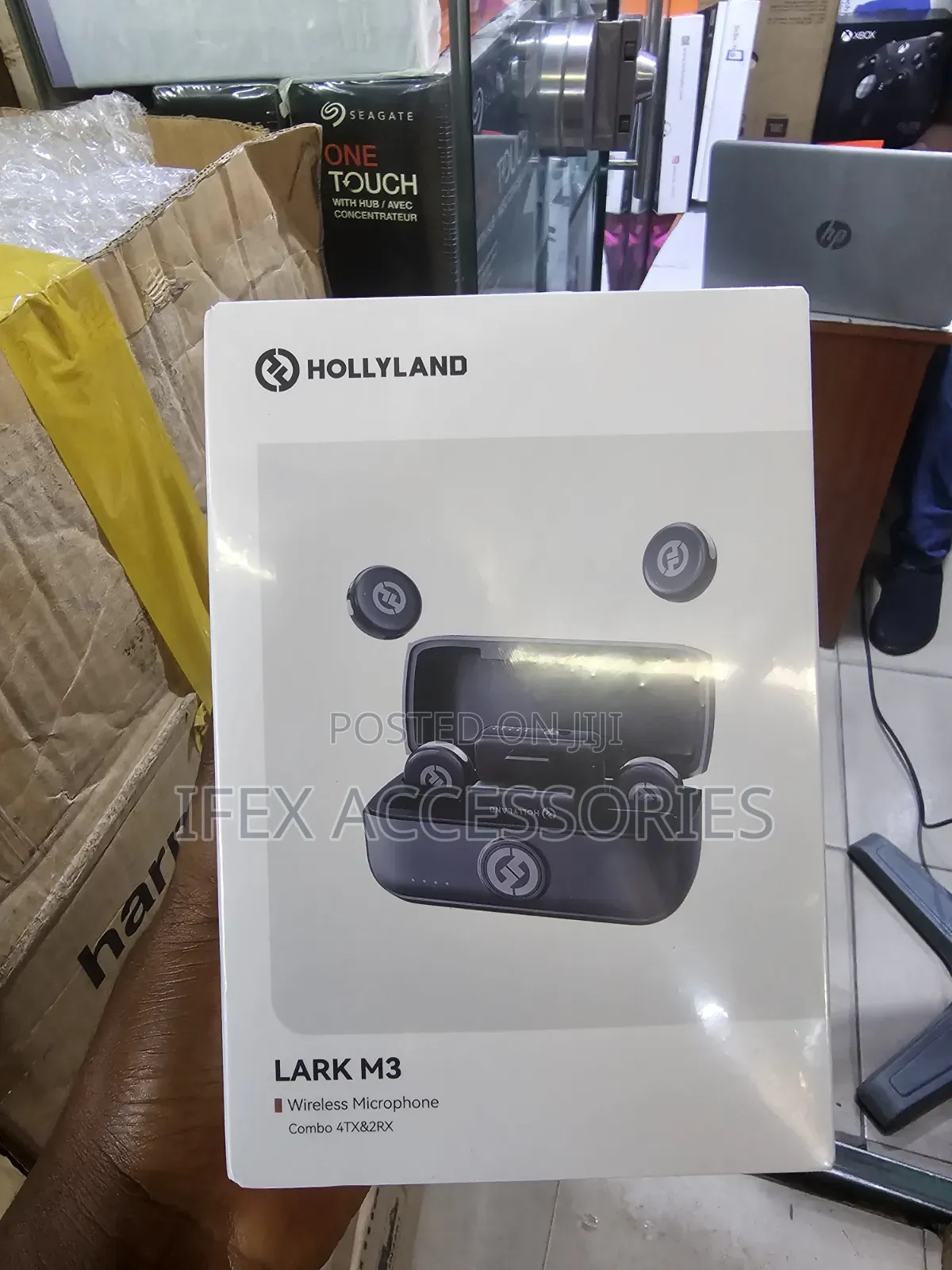 Hollyland Lark M3 Wireless Microphone (Combo 4tx 2rx)