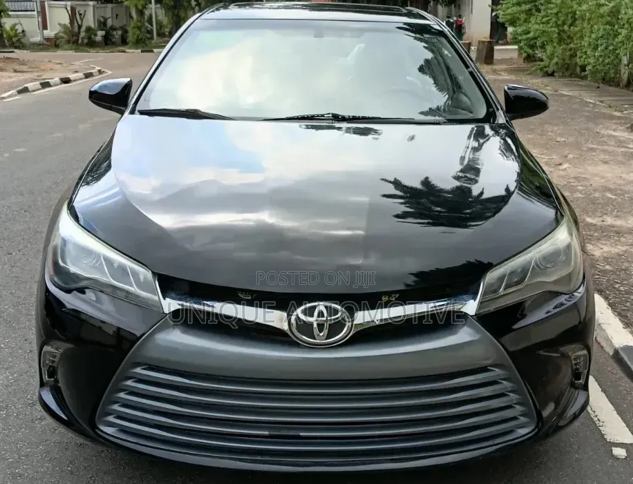 Toyota Camry XLE 4dr Sedan (3.5L 6cyl 6A) 2015 Black
