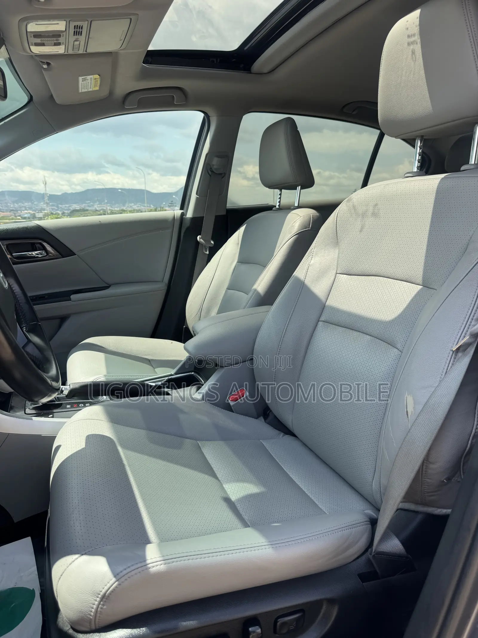 Honda Accord Touring V6 4dr Sedan FWD (3.5L 6cyl 6A) 2017 Gray