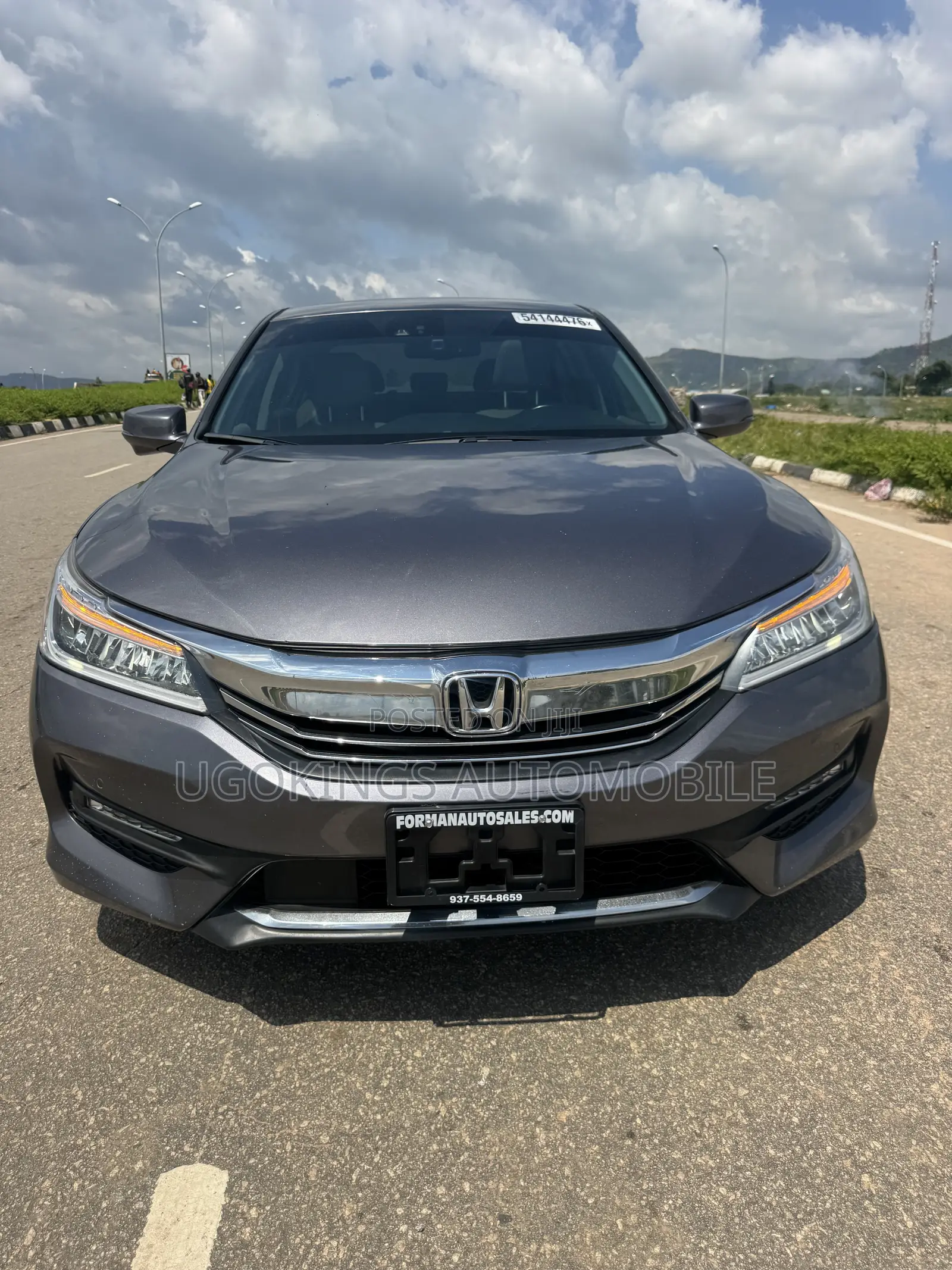 Honda Accord Touring V6 4dr Sedan FWD (3.5L 6cyl 6A) 2017 Gray