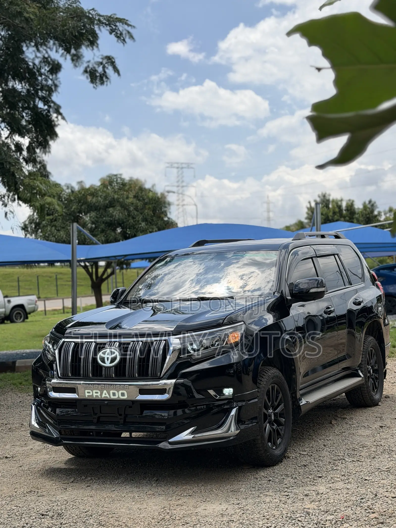 Toyota Land Cruiser Prado 2011 Black