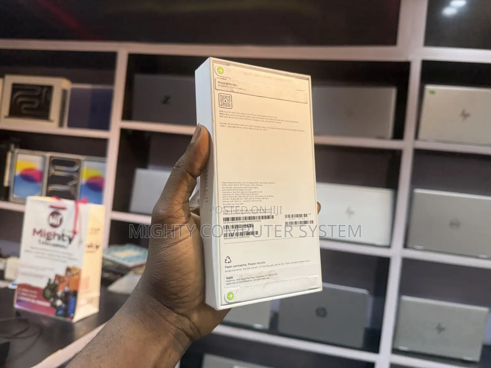 New Apple iPhone 18 Pro Max 256 GB Blue
