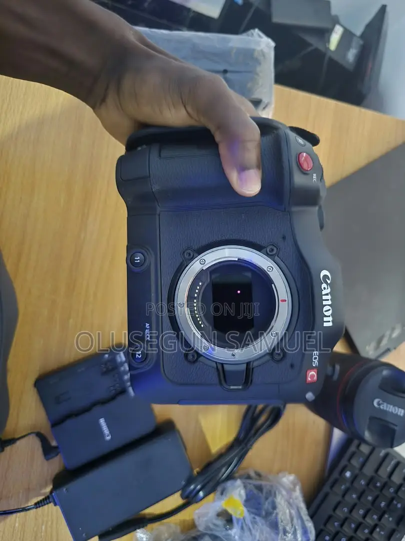 Canon Eos C70