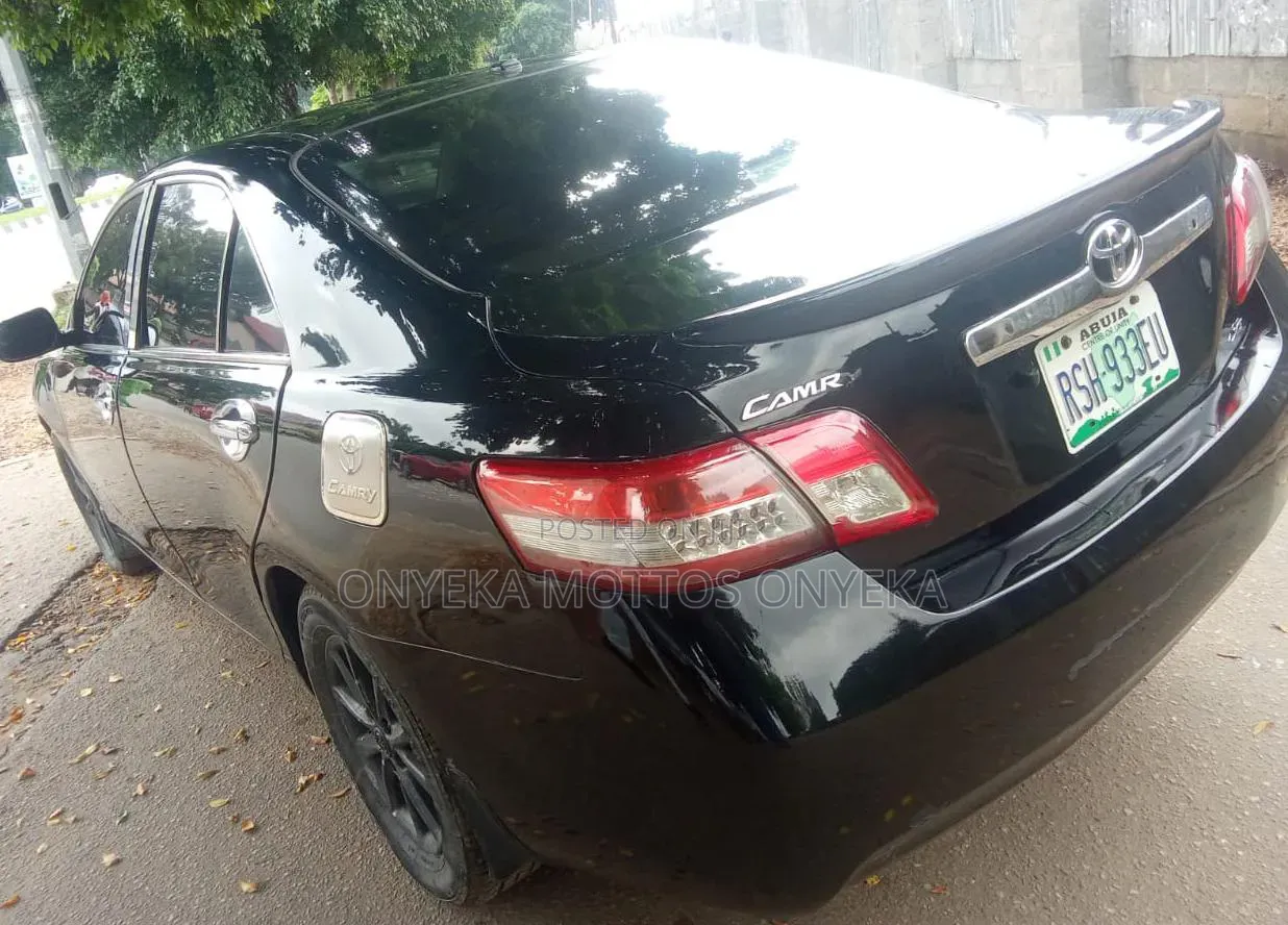 Toyota Camry 2010 Black