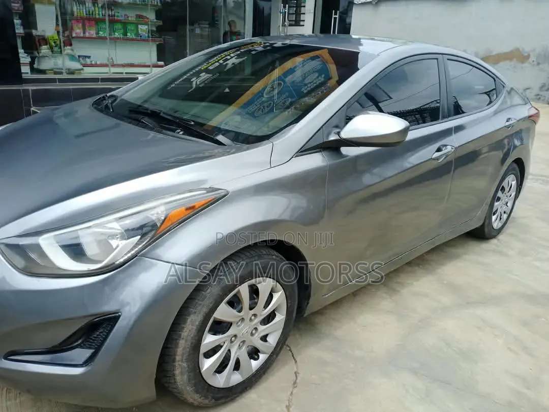 Hyundai Elantra Limited 4dr Sedan (1.8L 4cyl 6A) 2014 Gray