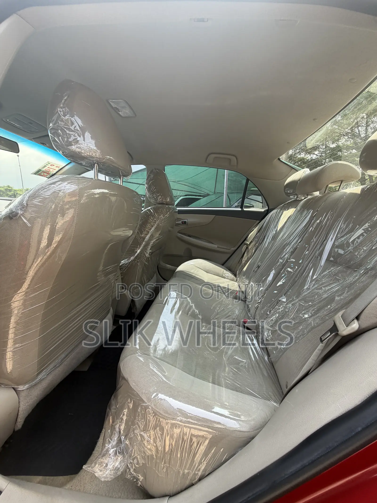 Toyota Corolla L 4-Speed Automatic 2013 Red