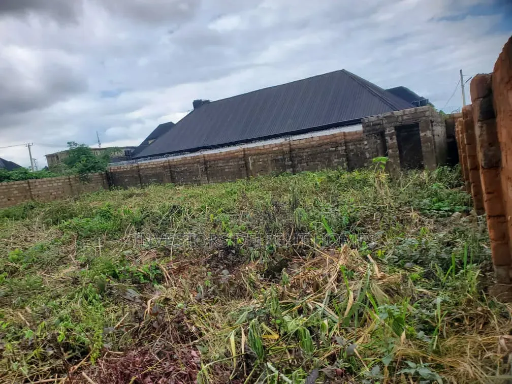 Residential/Commercial Land for Sale