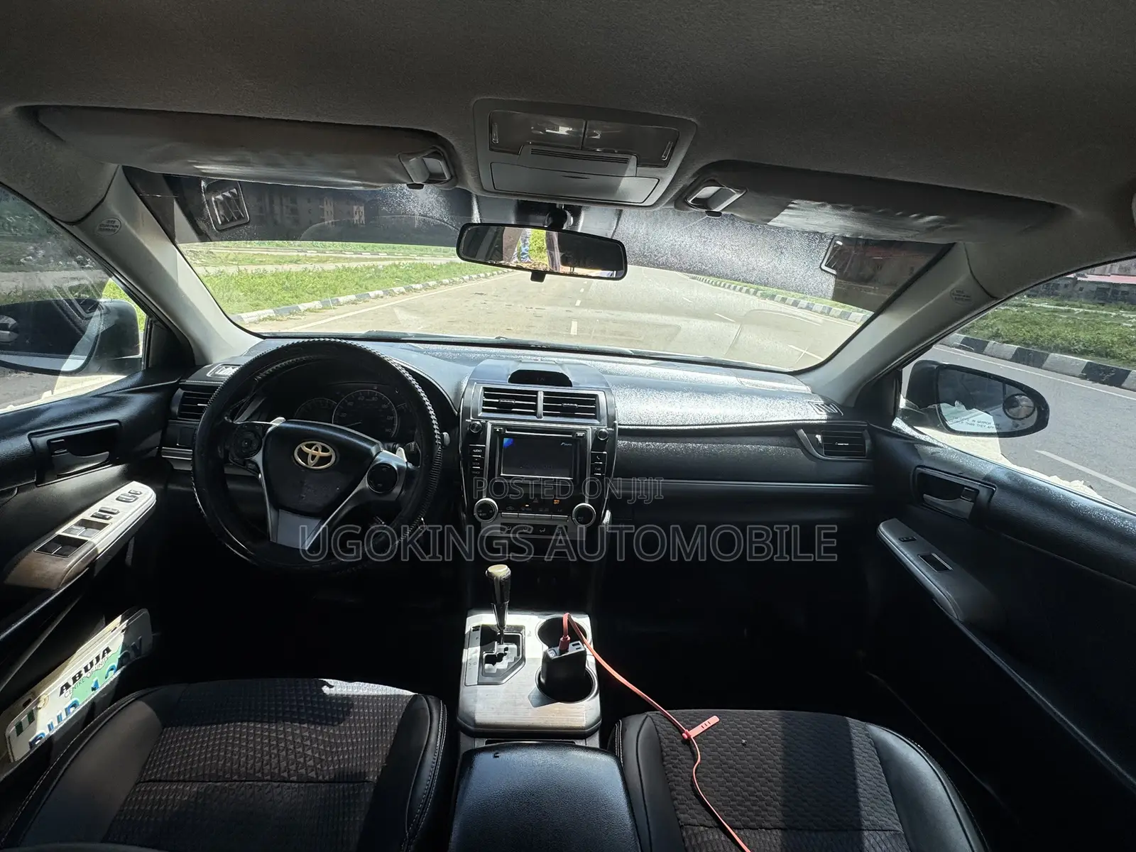 Toyota Camry SE 4dr Sedan (2.5L 4cyl 6A) 2013 Silver