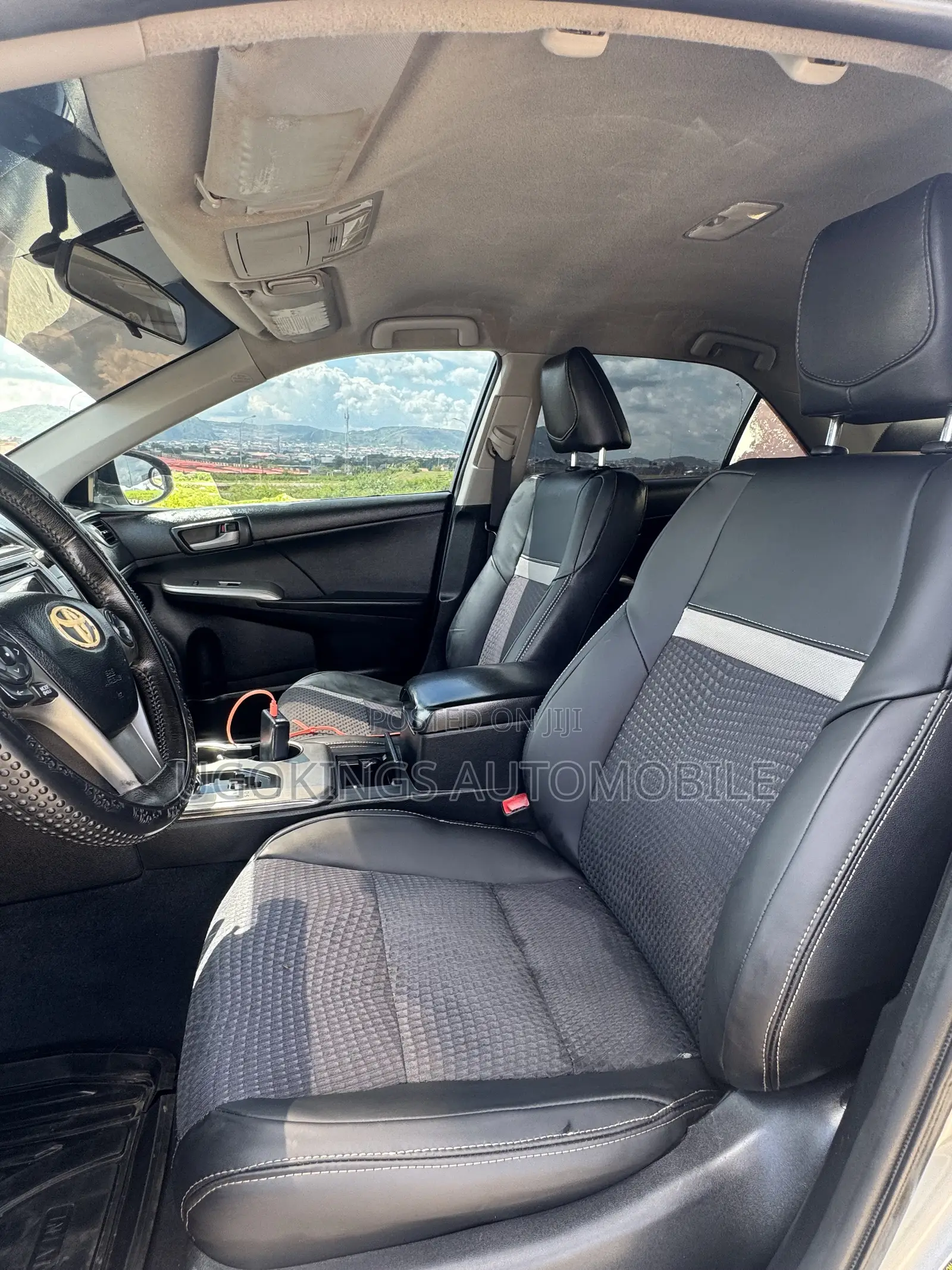 Toyota Camry SE 4dr Sedan (2.5L 4cyl 6A) 2013 Silver