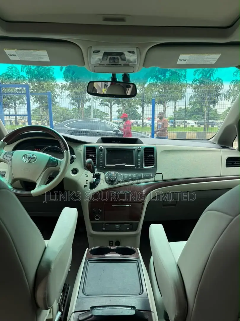 Toyota Sienna Limited 7 Passenger 2012 Red