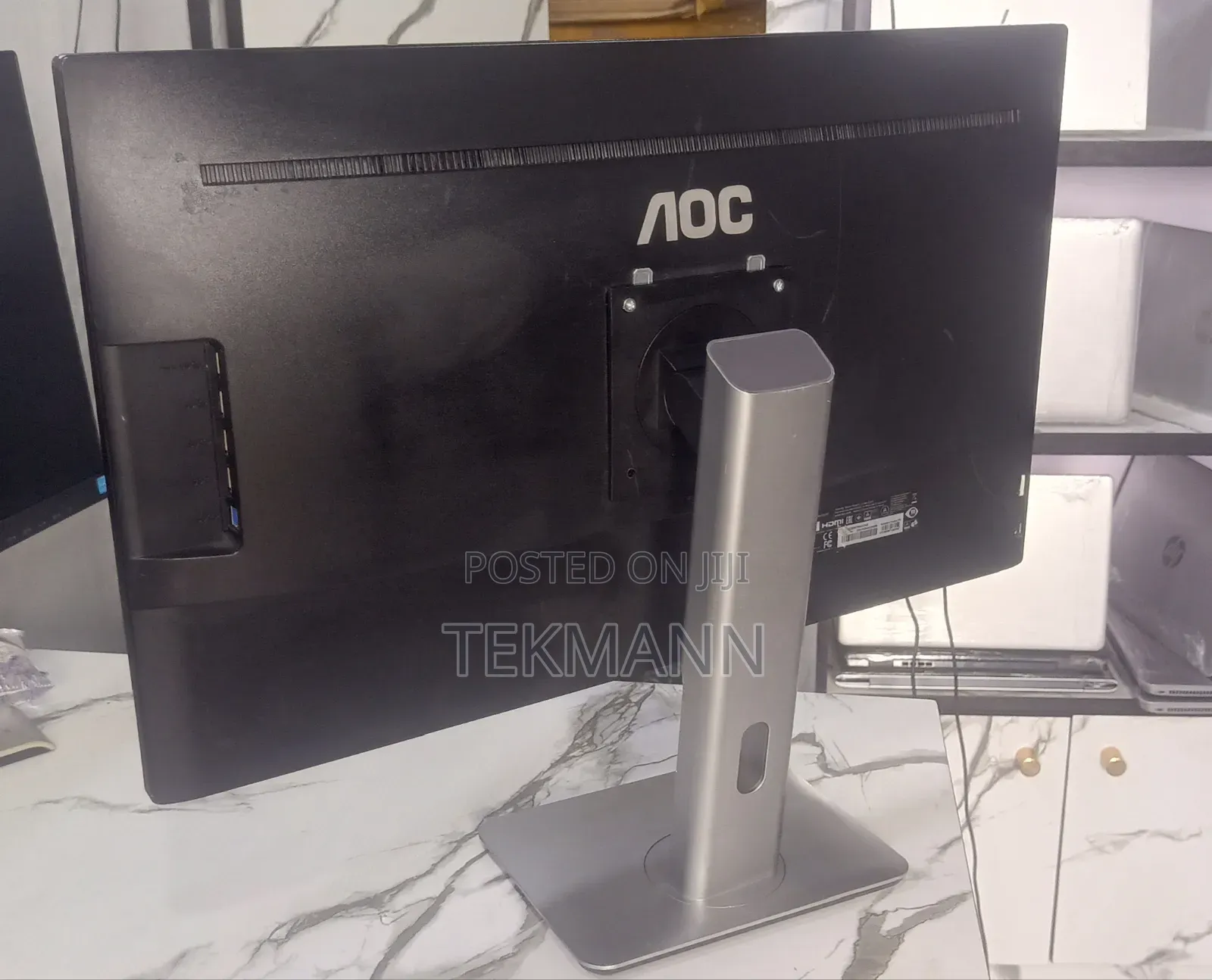 Fairly Used AOC 27" QHD IPS Monitor HDMI, DisplayPort, VGA, USB 3.0