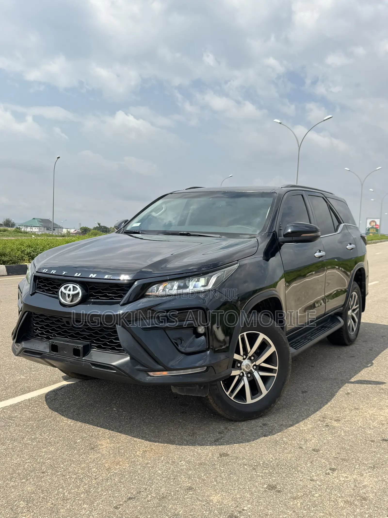 Toyota Fortuner 2019 Black