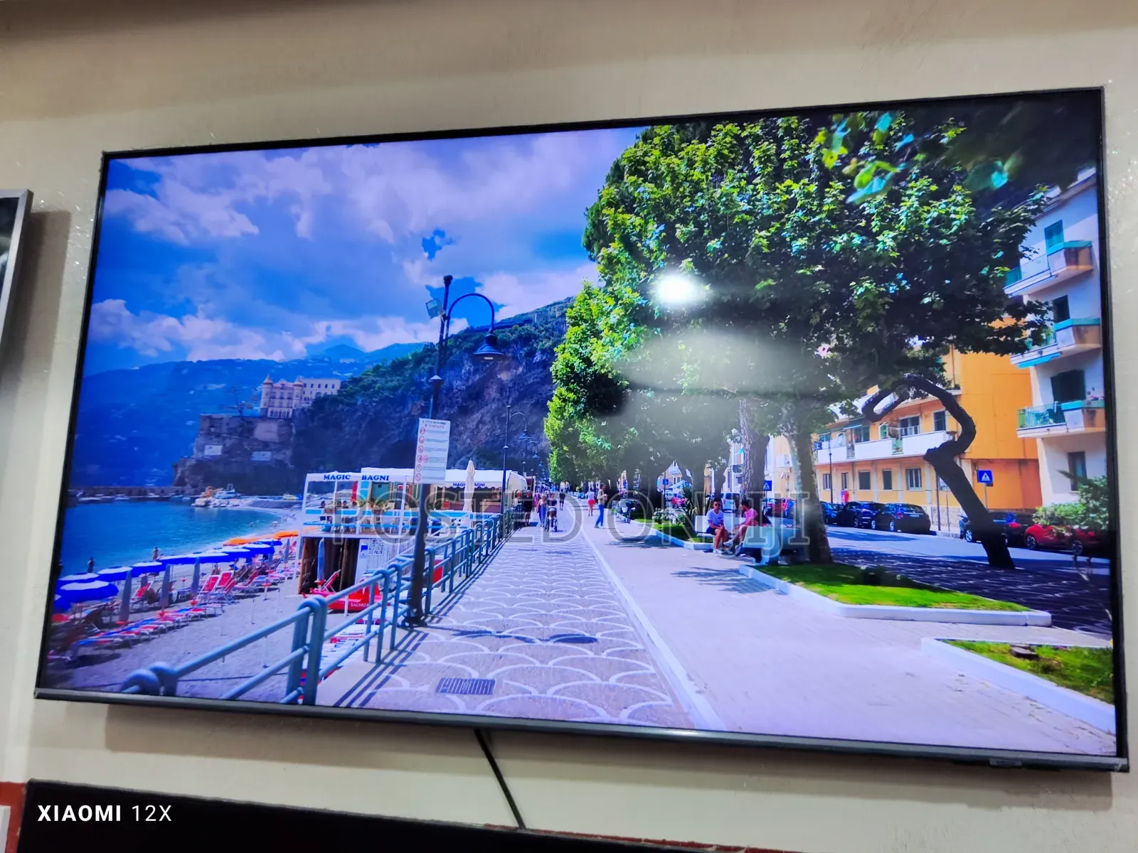 Top Notch Samsung 50" Qled Q67D Bezel-Less Screen Airslim Smart TV